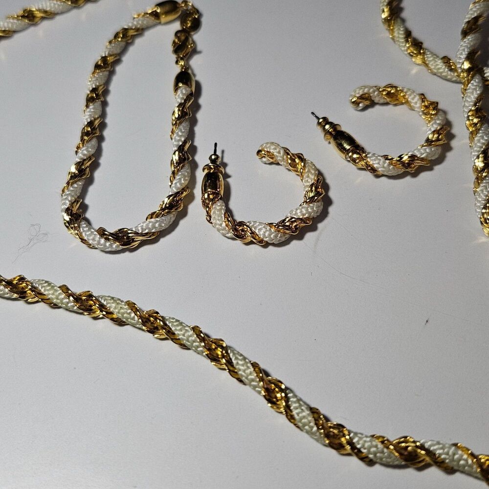 Napier Gold Tone and Cream 3 Piece Set Bracelet Earrings Necklace Vintage